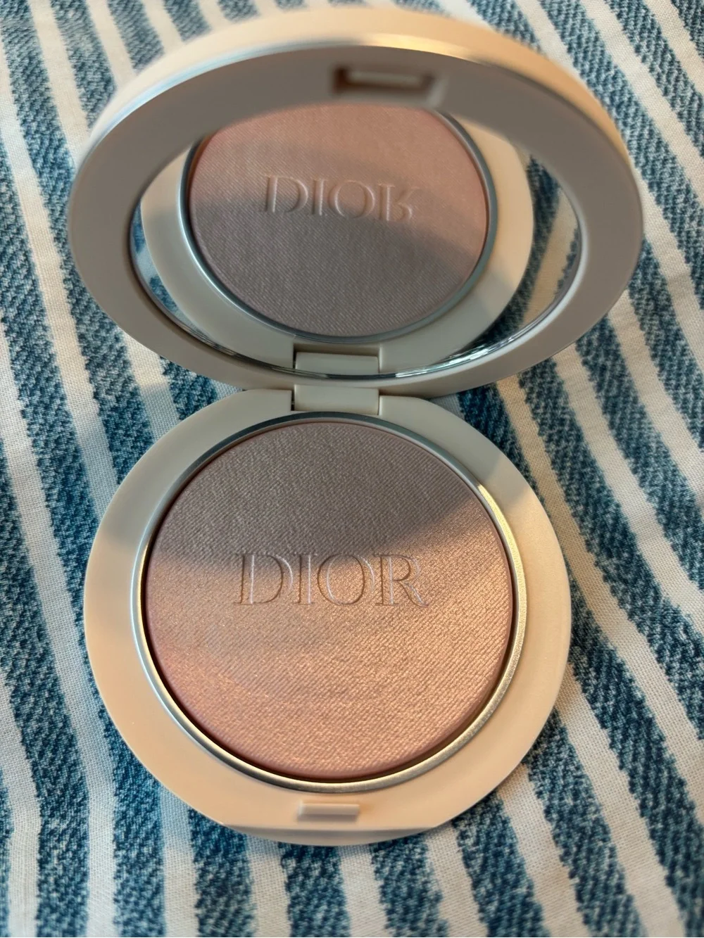 DIOR FOREVER COUTURE LUMINIZER #02 PINK GLOW